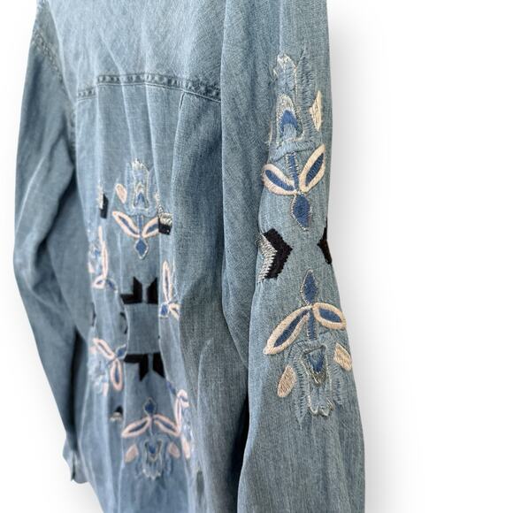 Rails Phoenix Aztec Embroidered Chambray Denim Button Shirt L Mid Vintage Wash - Picture 9 of 12